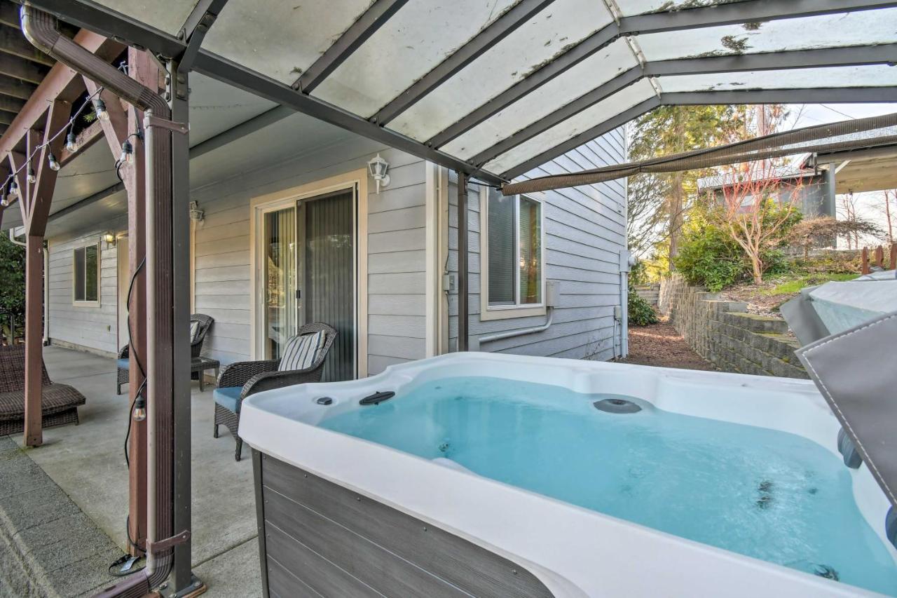 The Peacock House - Waterfront Home With Hot Tub! Olympia Exteriör bild